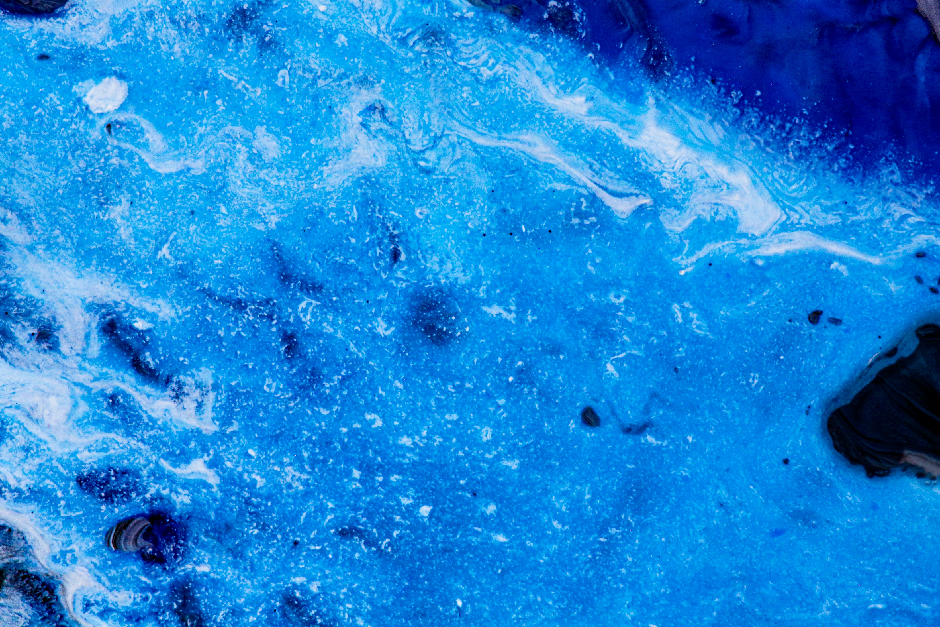 Photo by solenfeyissa