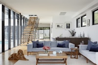 Similar listing