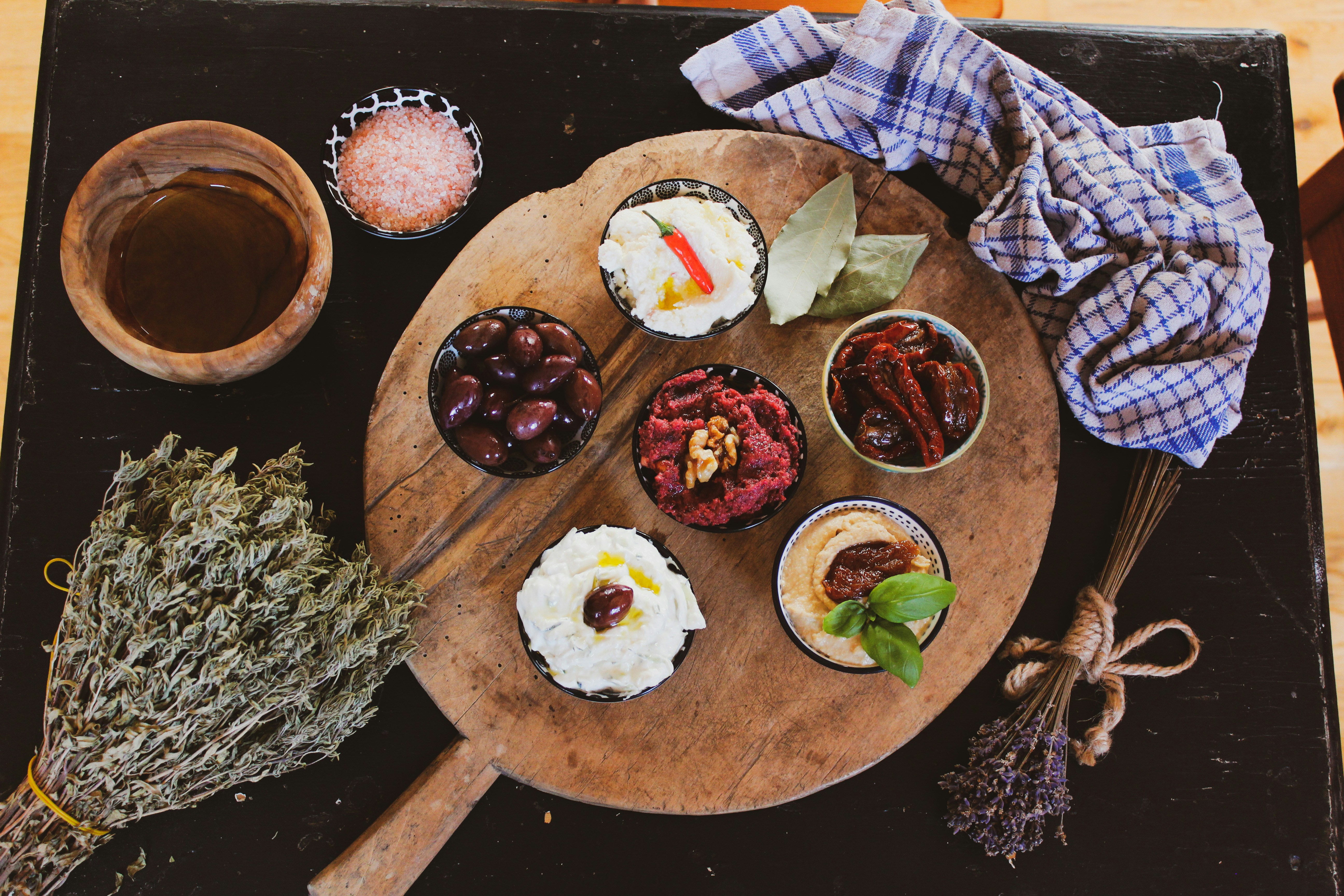 Three Flavors, One Kitchen: How Lithuanian Cooks Balance Sour, Salt, and Smoke in Every Single Dish
