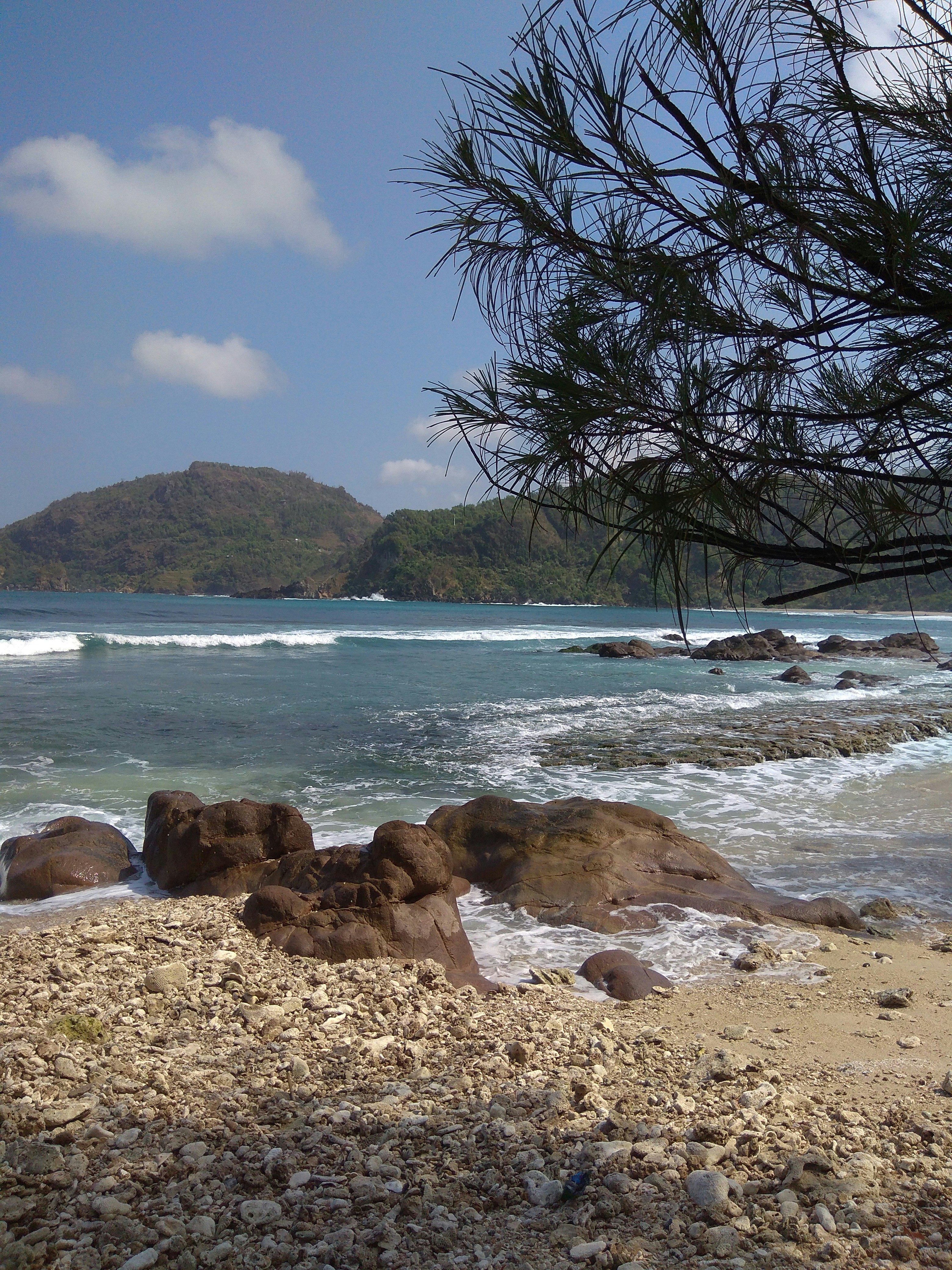 Photo by rahmatzumarli