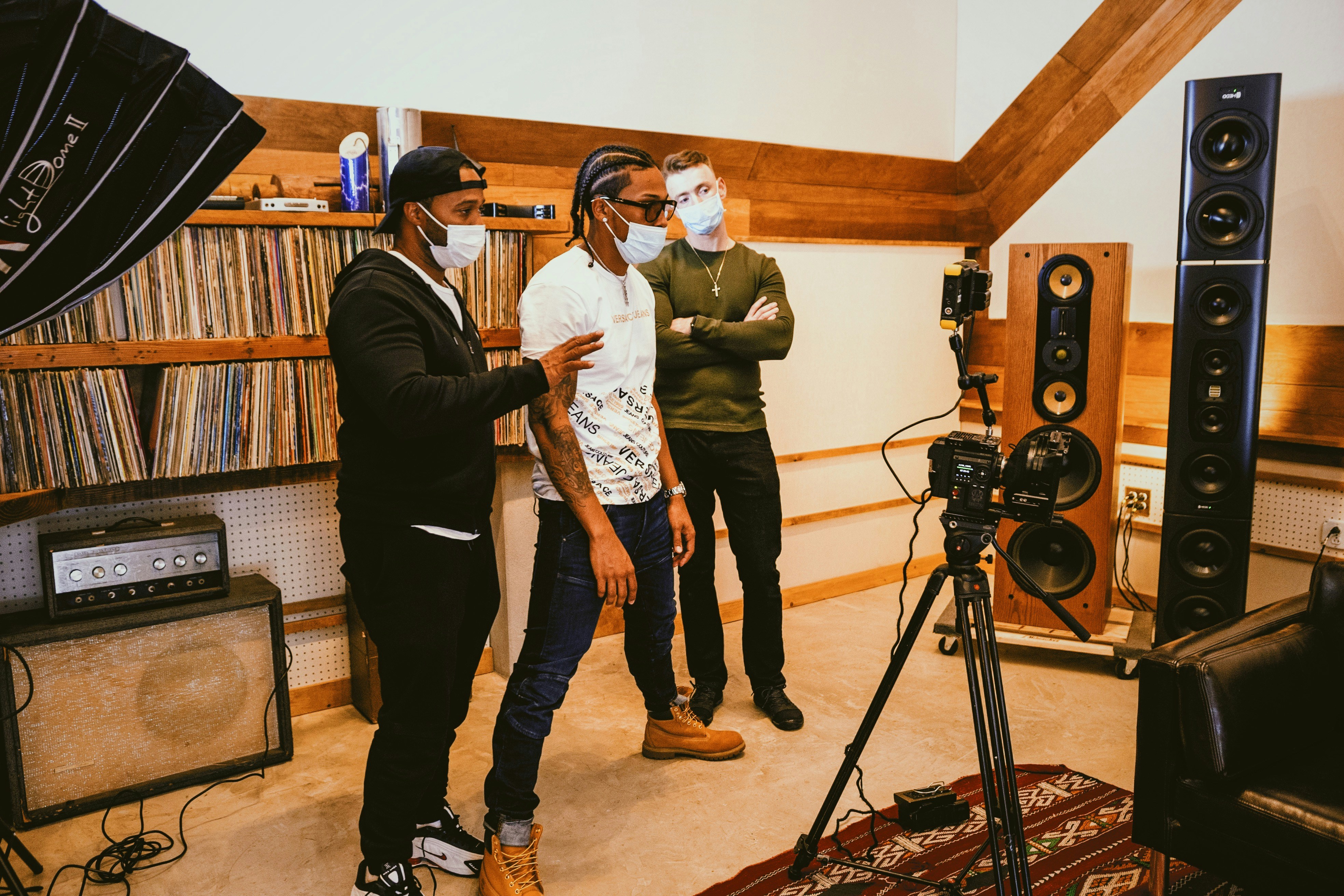 Cizzo slipper stærkt debutalbum 'Start 11' – med danske og internationale stjerner på gæstelisten