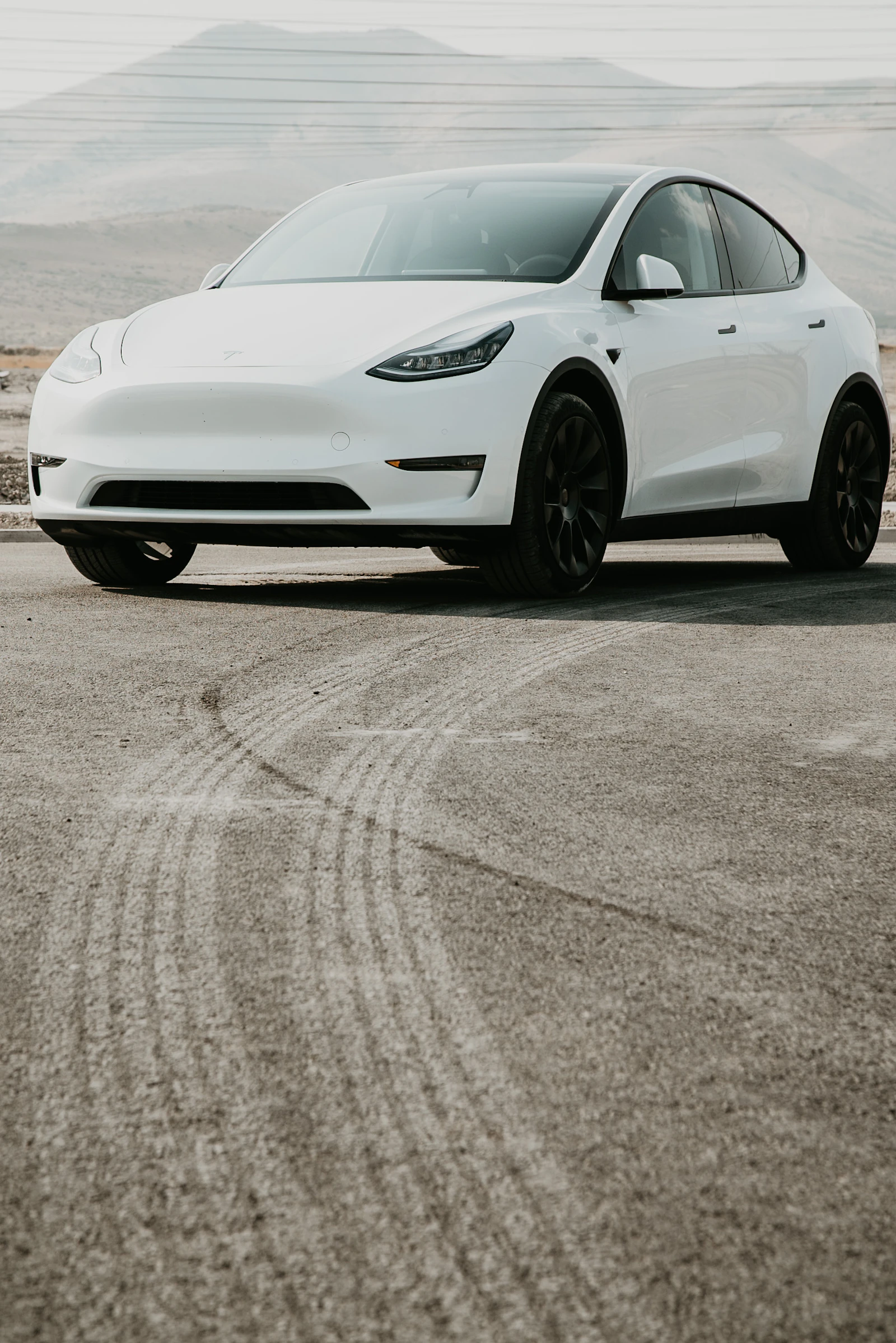 DrivrSelect Tesla Model Y Long Range weekly rental