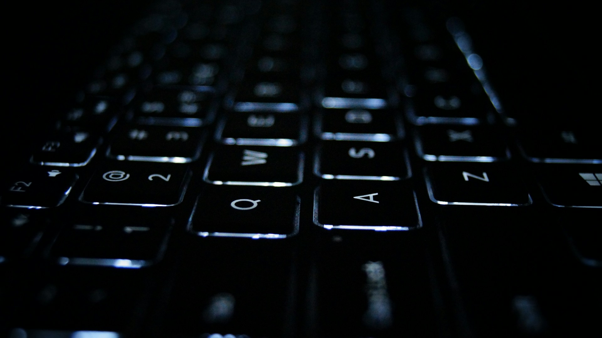 gray computer monitor