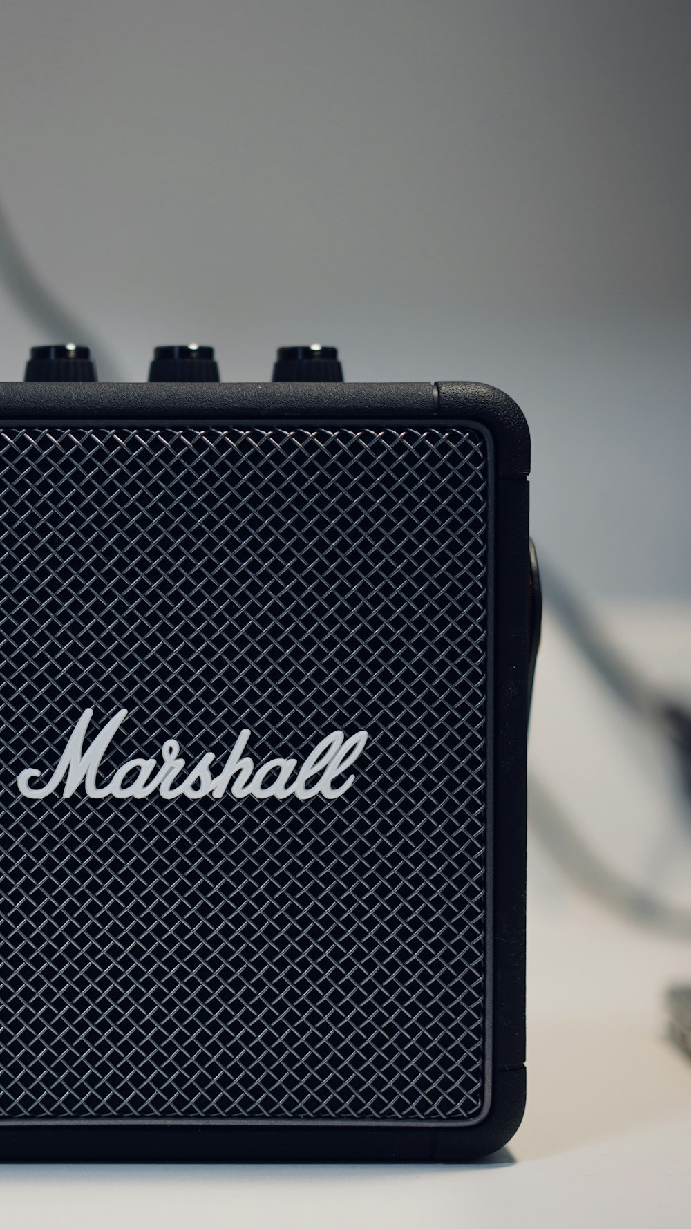 Amplificatore per chitarra Marshall in bianco e nero