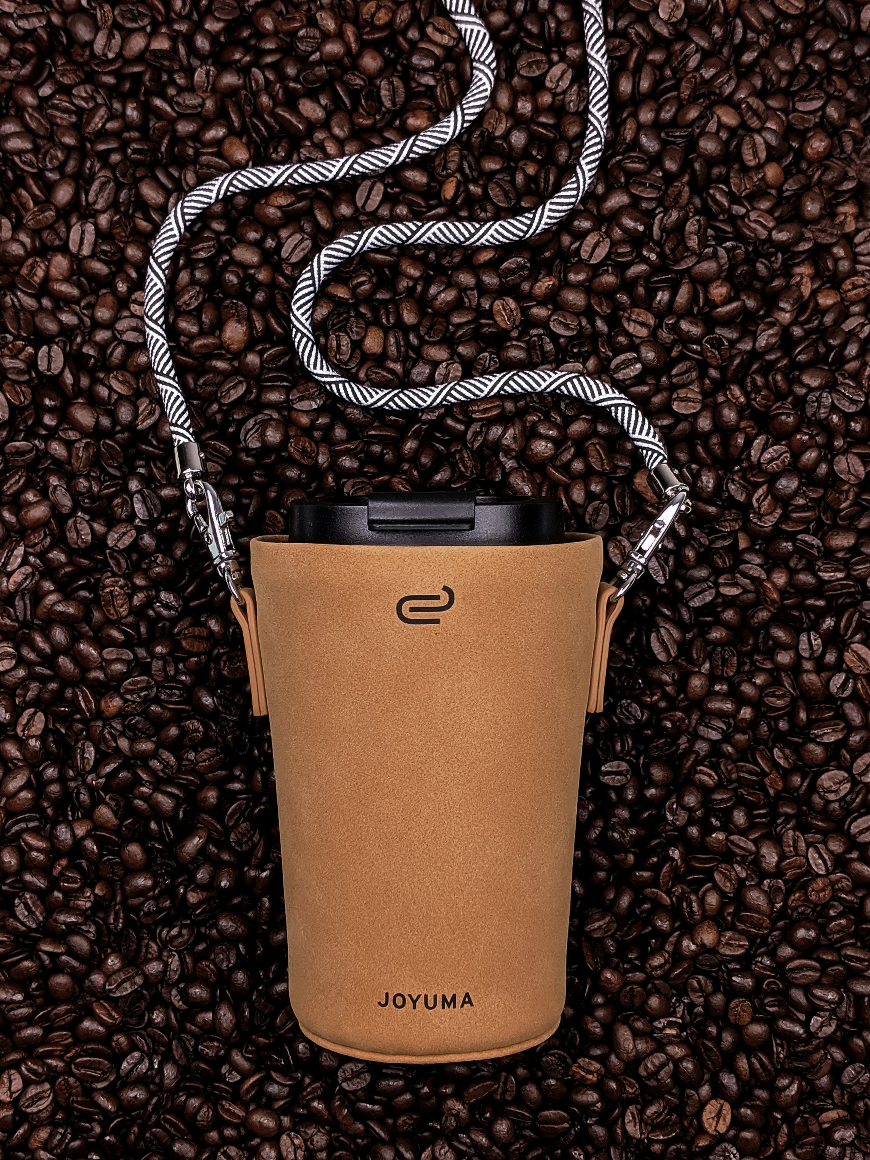 borsa a mano in pelle marrone e nera