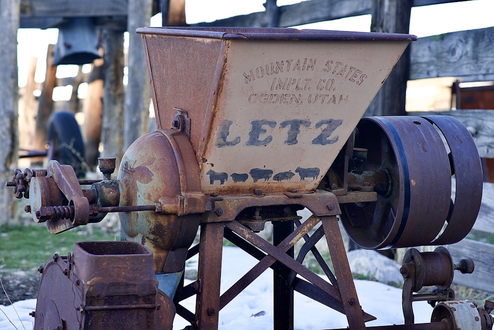 brown and blue metal machine