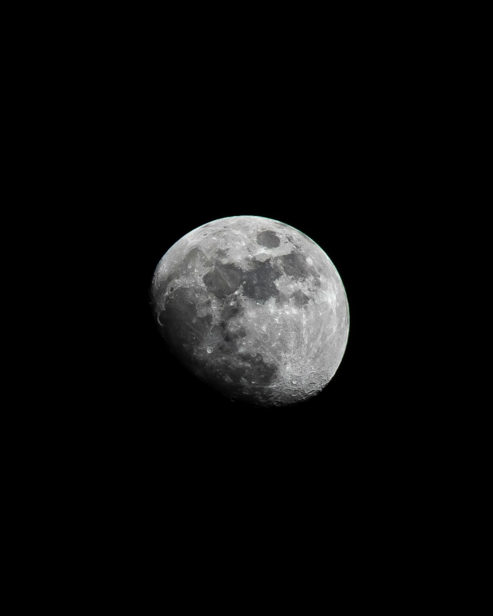 full moon in dark night sky