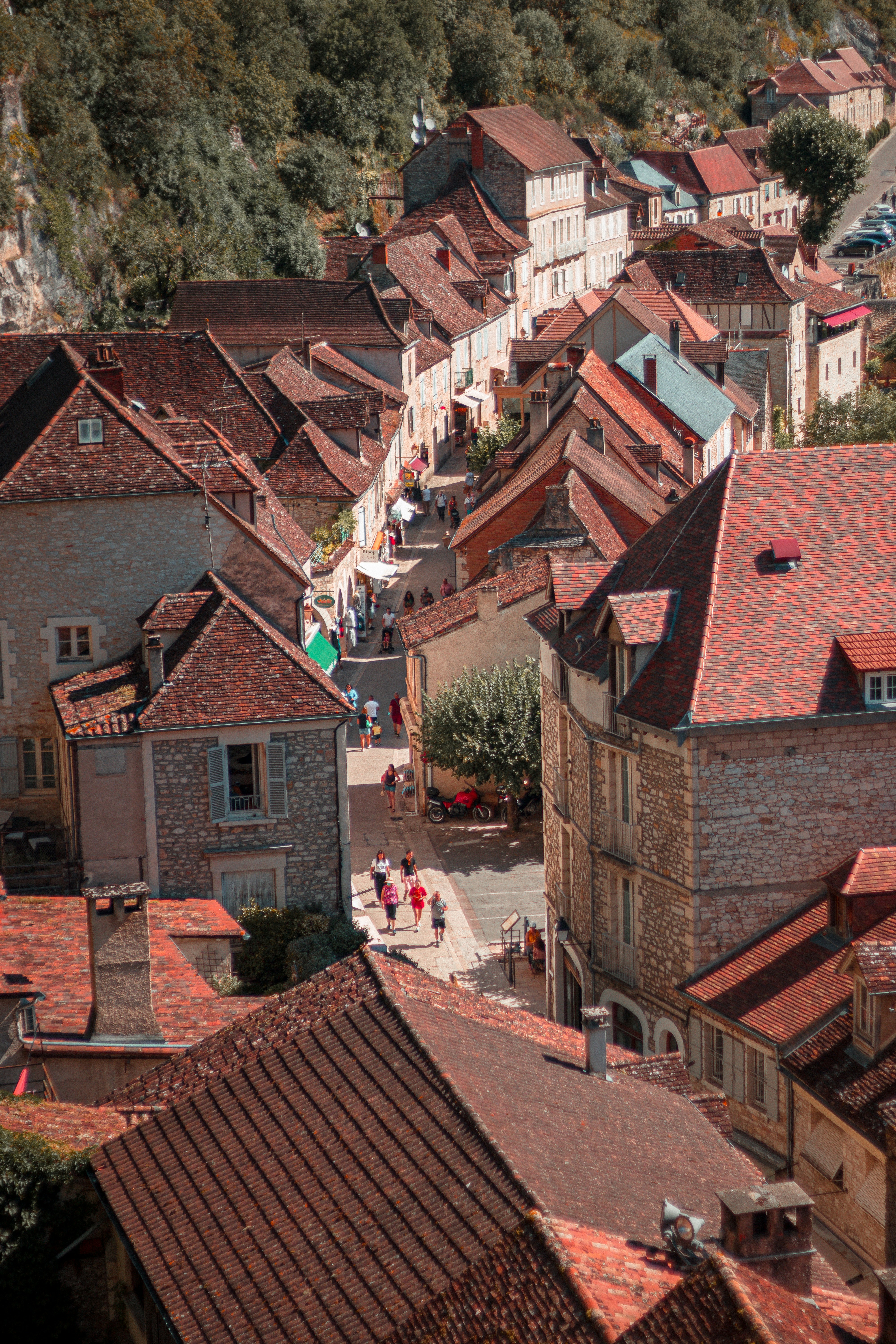 Photo by valentinlacoste