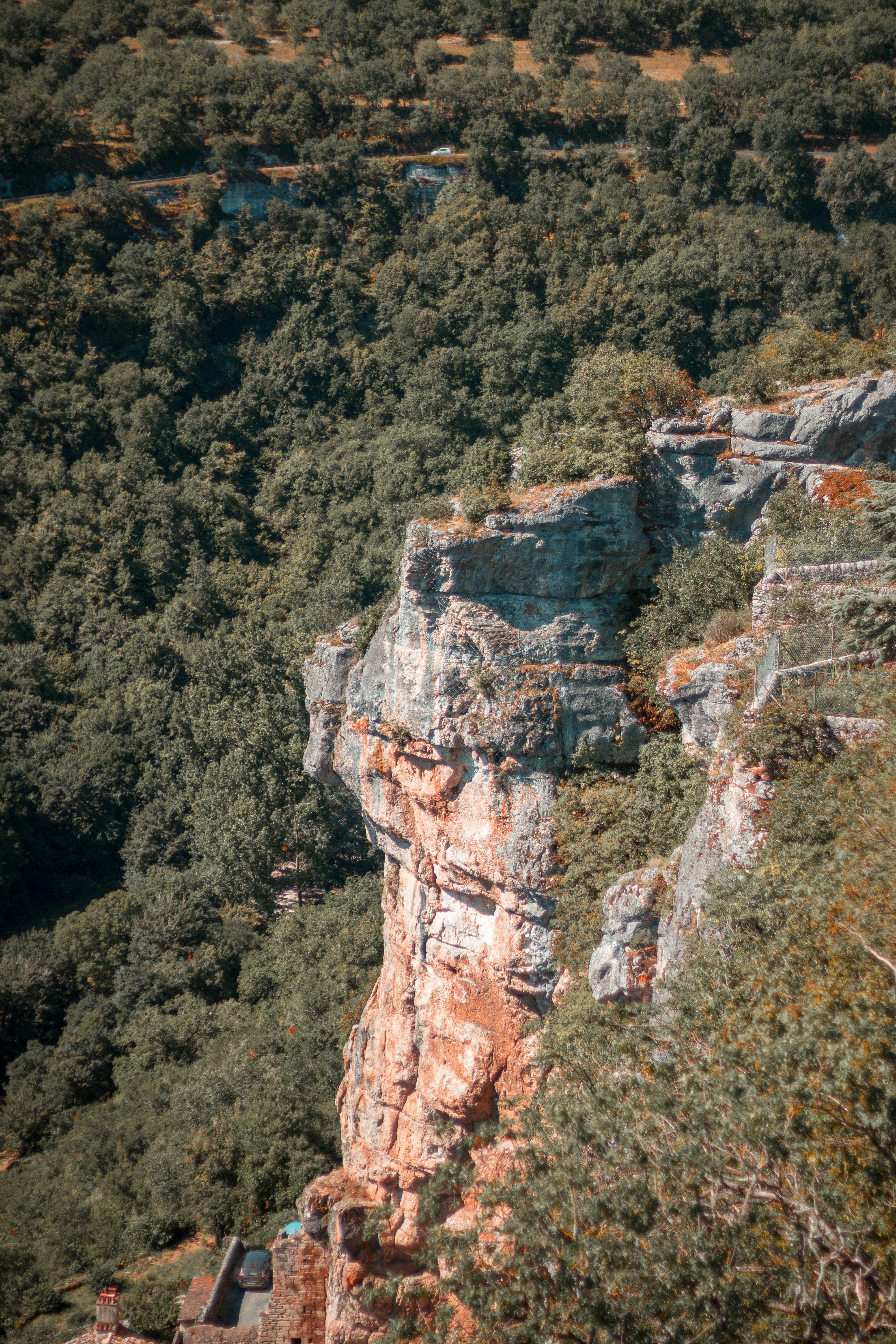 Photo by valentinlacoste