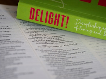 Religious and inspirational themes