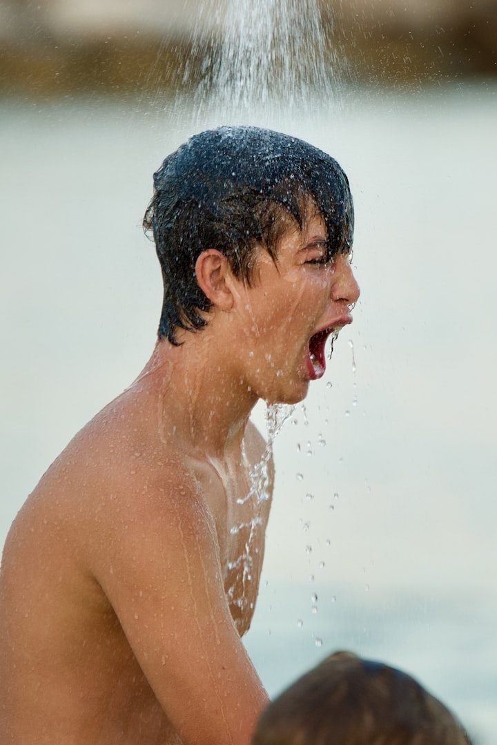 "The Surprising Benefits of Cold Showers for Your Health and Immune System"