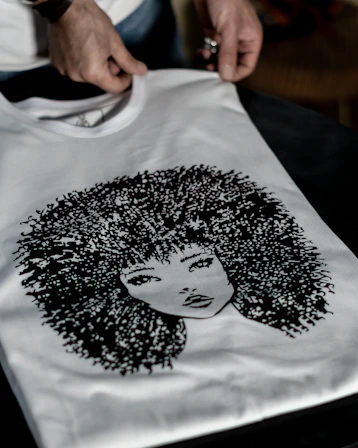 black and white crew neck shirt