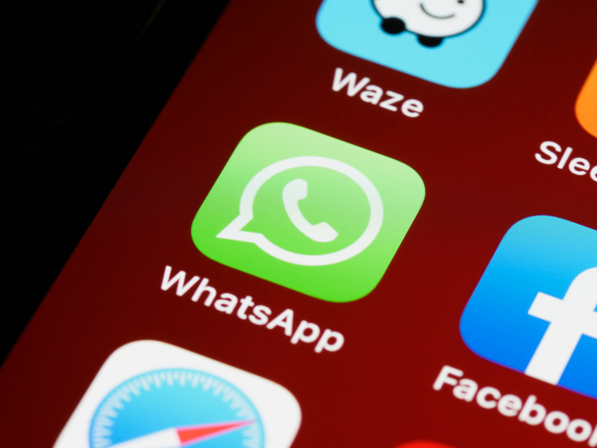 How to Collect Photos from a Party Without a Group Chat