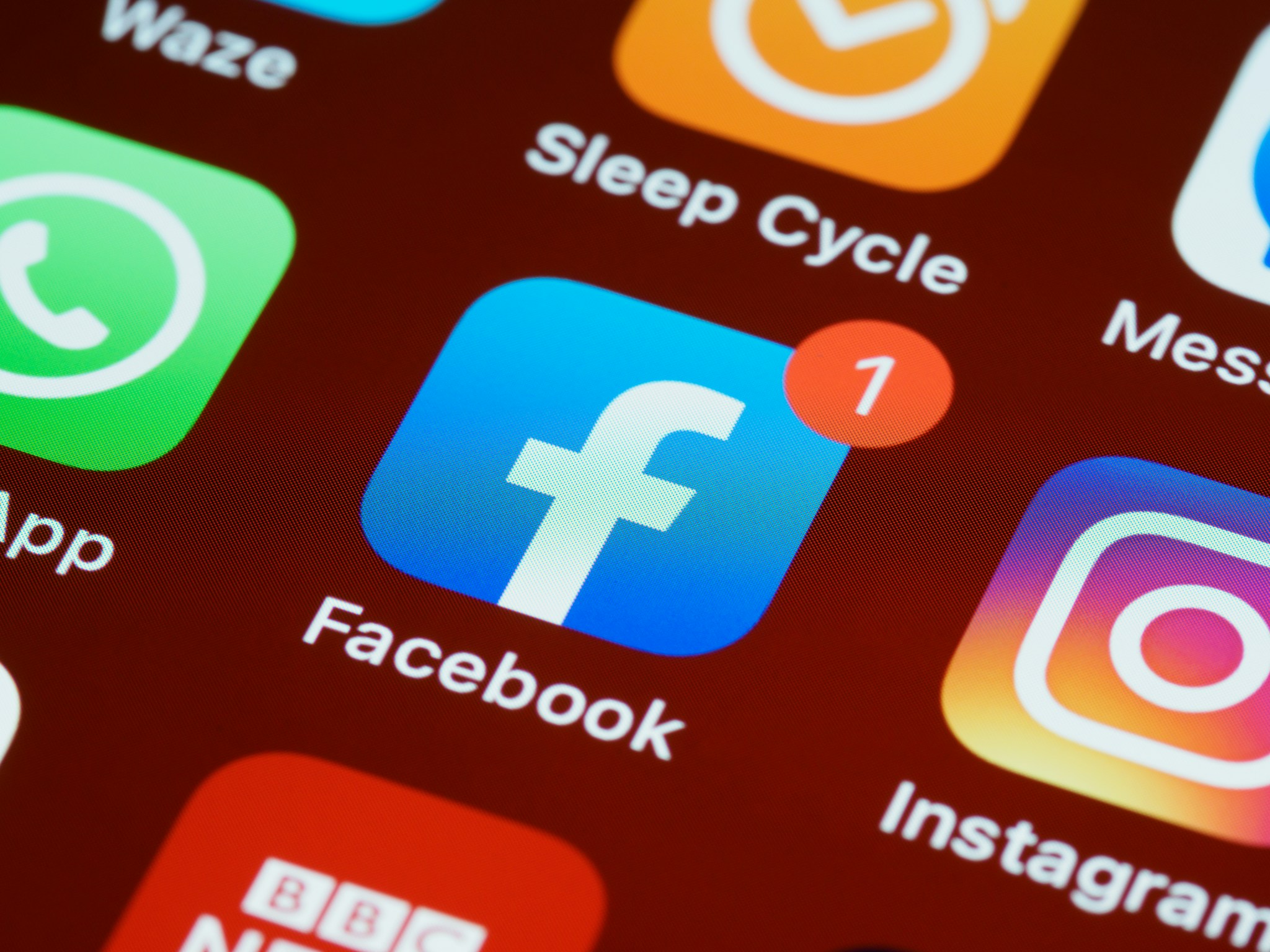 Facebook, WhatsApp, Instagram suffer worldwide outage - Fort Worth Business  Press