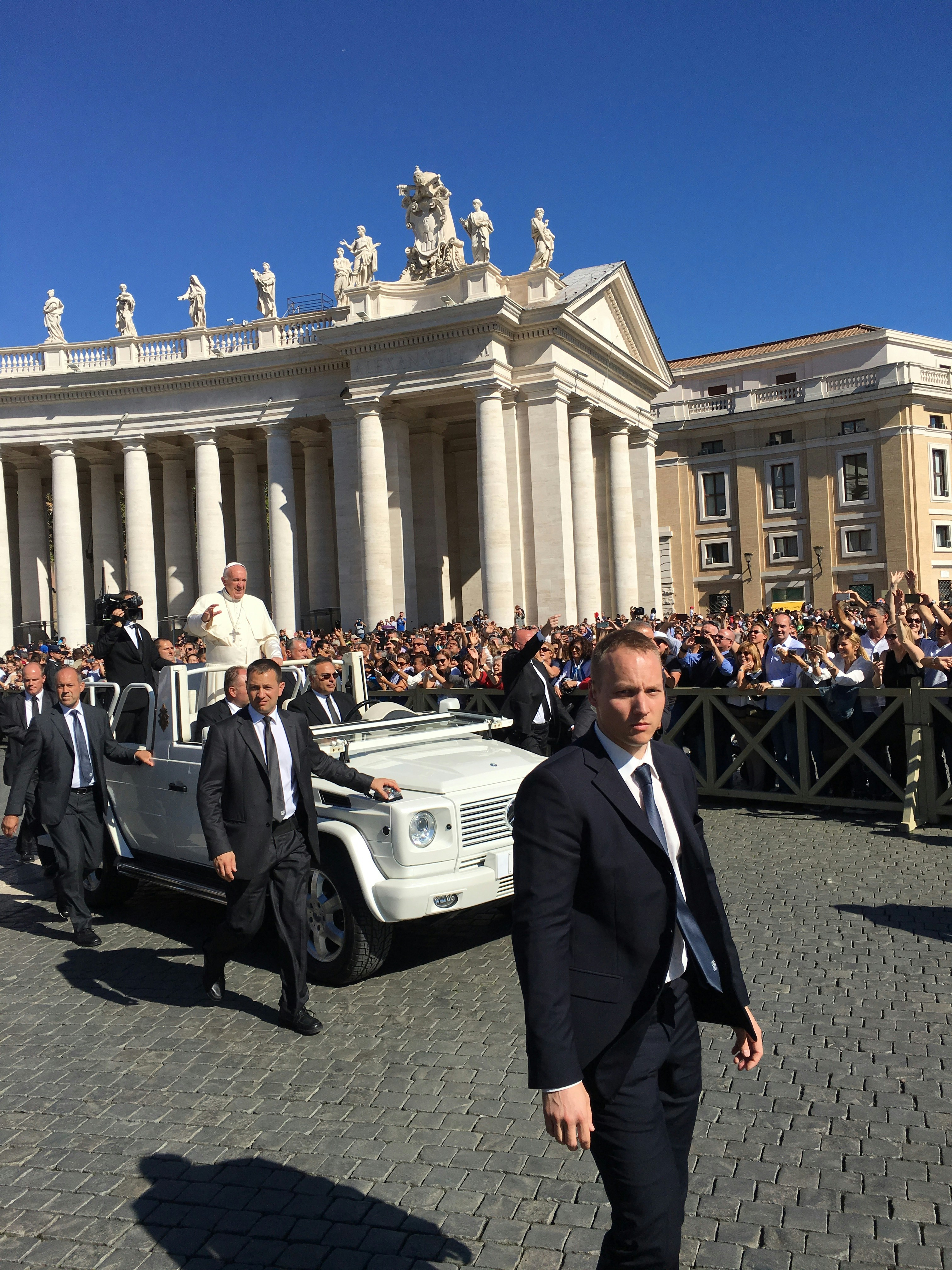 Pope Francis' Death: Who Will Be the Next Pontiff? A Look at the Top Six Contenders