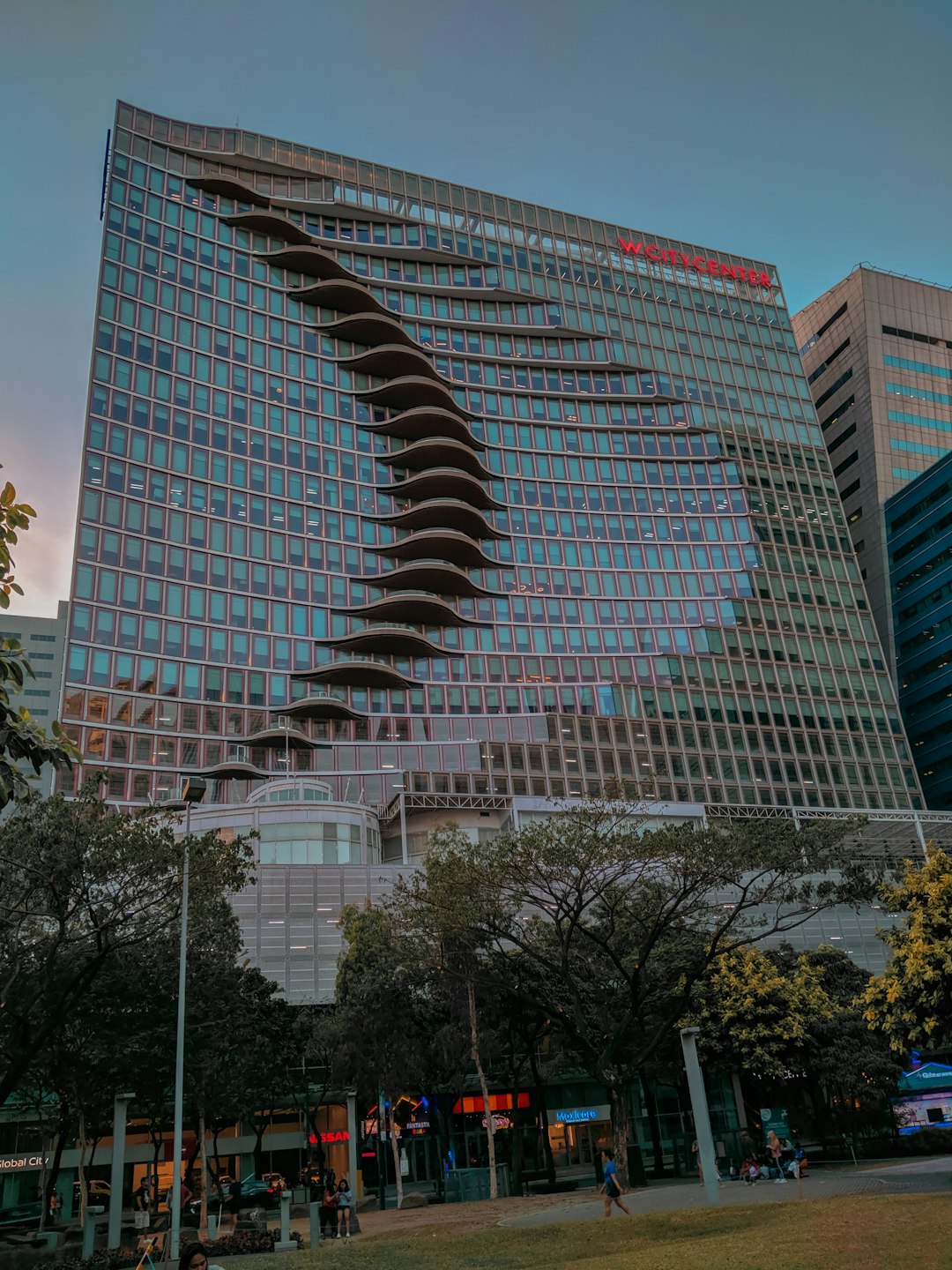 Landmark photo spot BGC Makati City