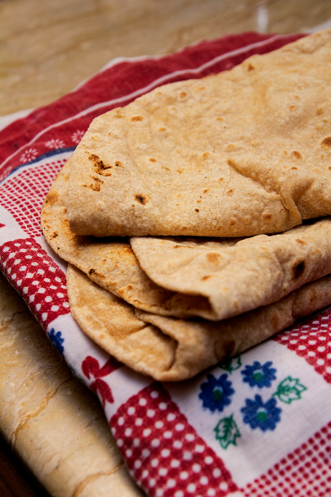 Roti Recipe - How to Make Roti/Chapati