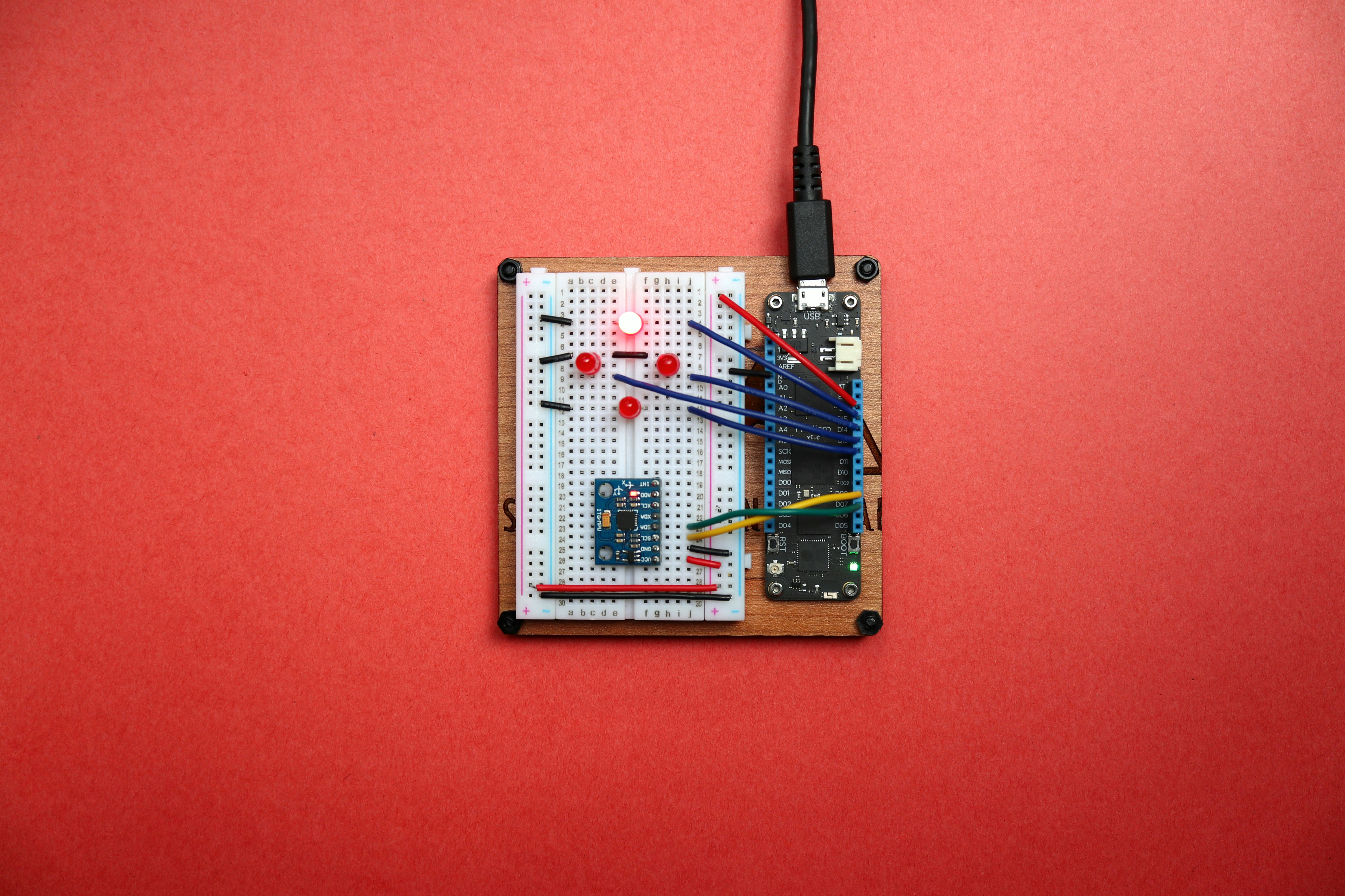 Hacker utiliza Raspberry Pi para convertir señales Wi-Fi en arte de pared