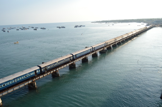 Connecting Markets: The Intercontinental Marketplace for Australia and Africa