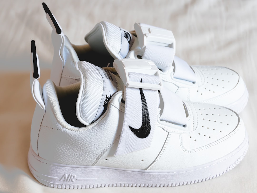 white nike air force 1 shoes