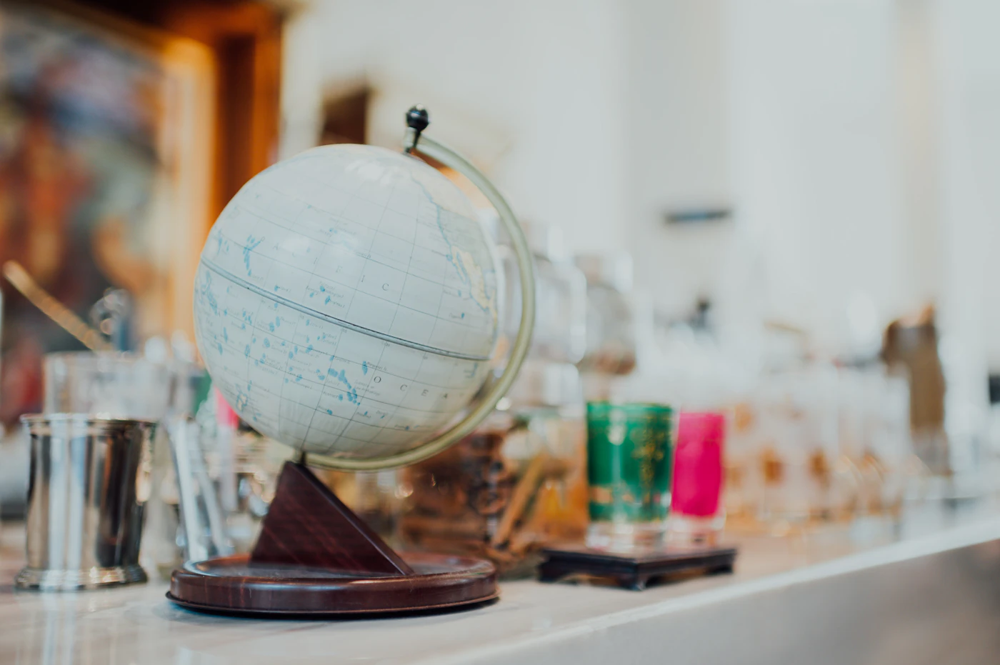 How to create a DIY wedding guestbook alternative — A vinyl record guestbook alternative displayed on an easel.