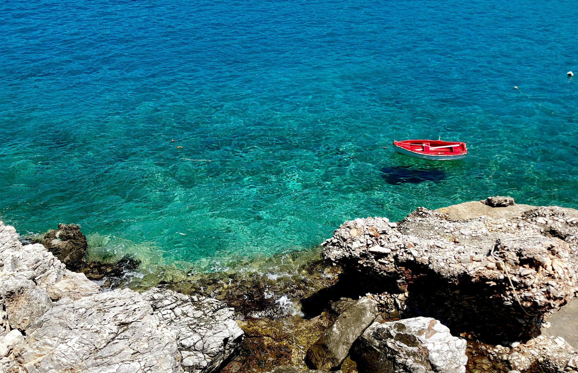 Folegandros Travel Guide: Discover Hidden Gems