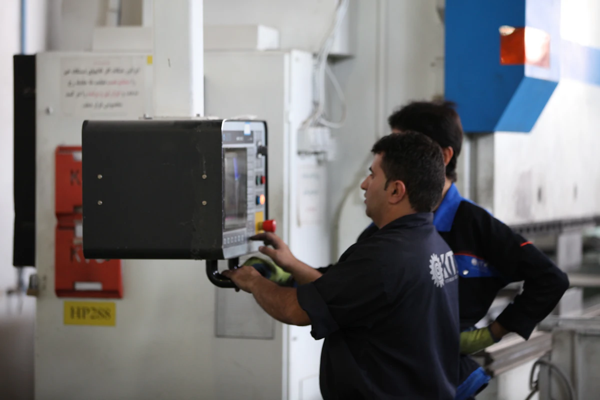 Reconcile Subcontractor Invoices Against Jobs: Save Hours 2026