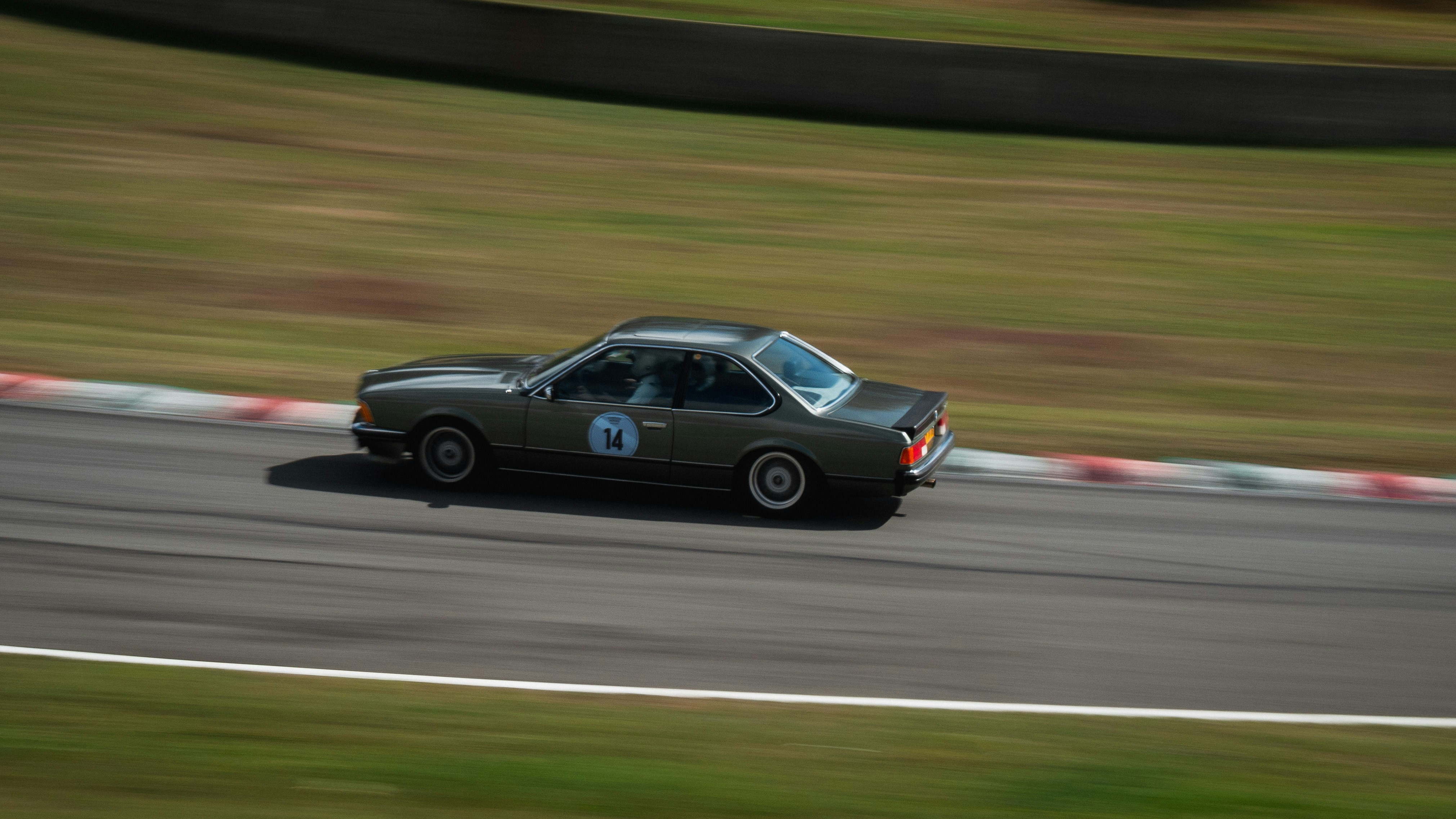 Photo by nicolaspeyrol