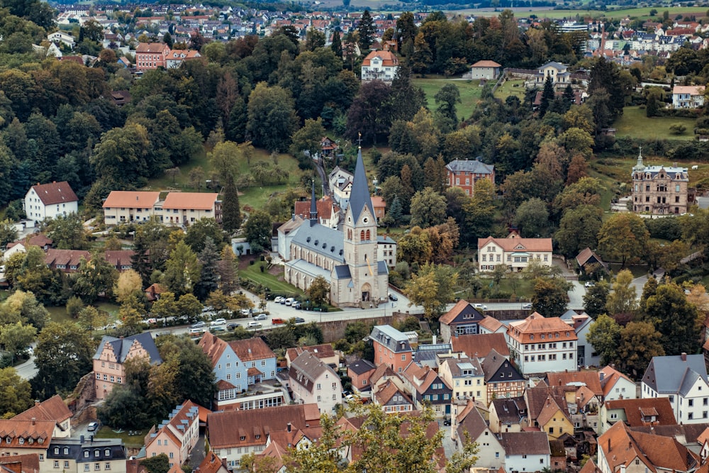 Luftaufnahme der Stadt tagsüber