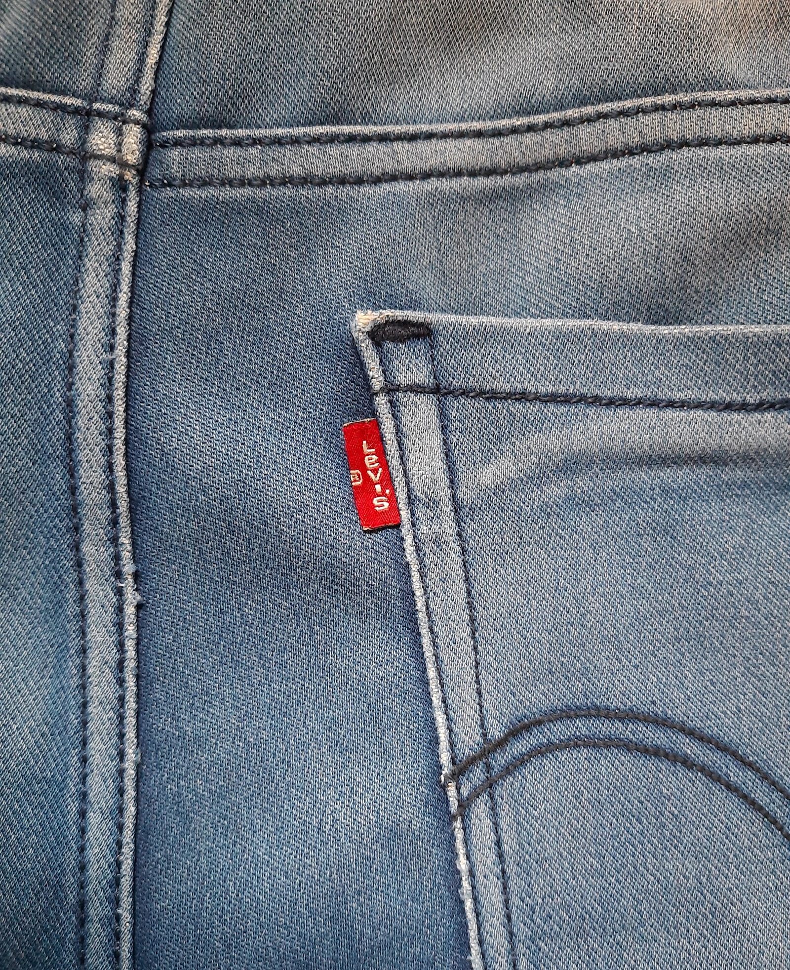 Levi's back pocket with red tab