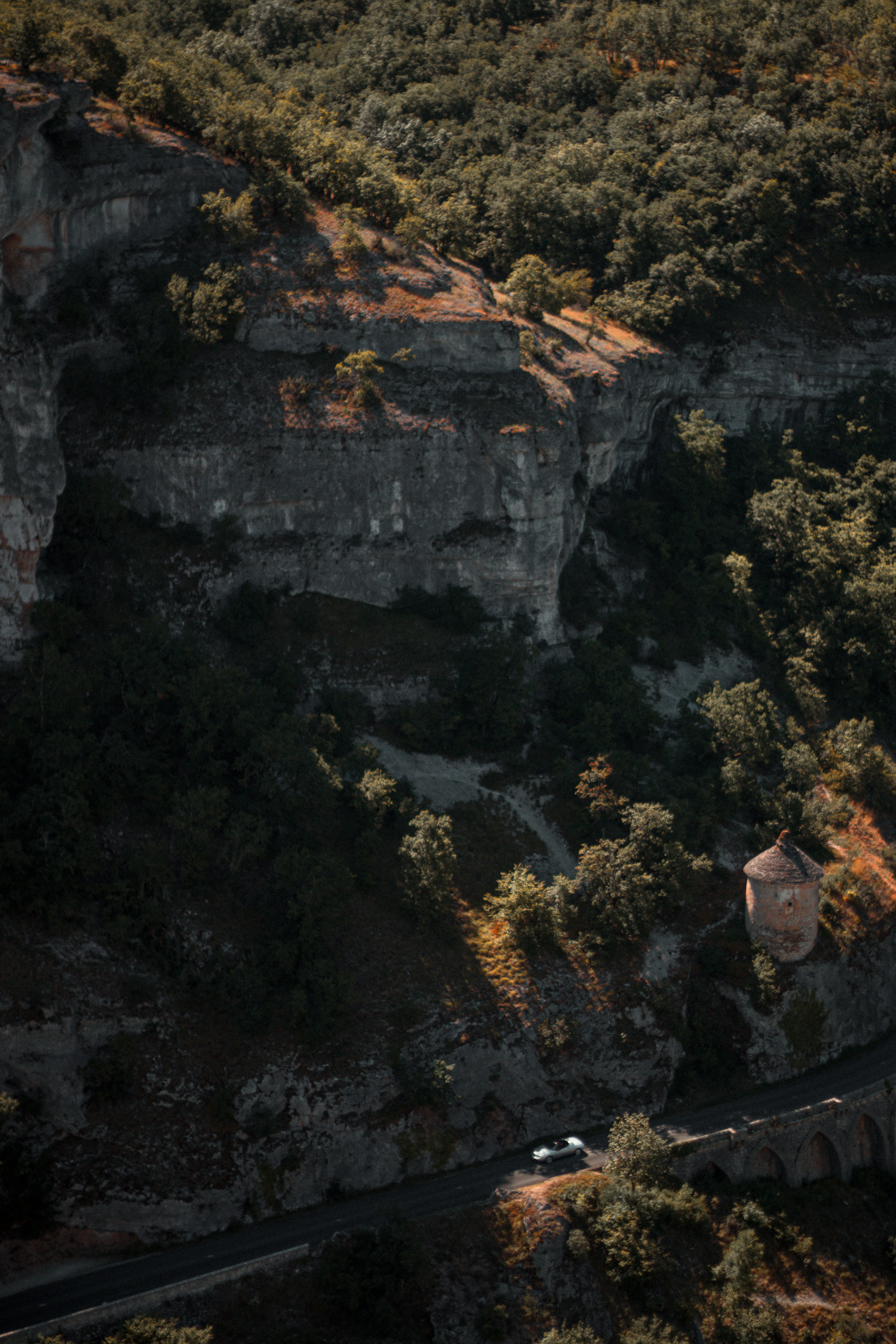 Photo by valentinlacoste