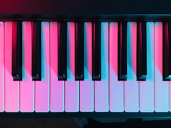 black and white piano keys