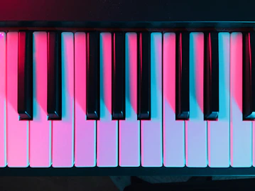 black and white piano keys