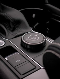 Dashboard display showing the selection of driving modes in the Alcor Star vehicle.