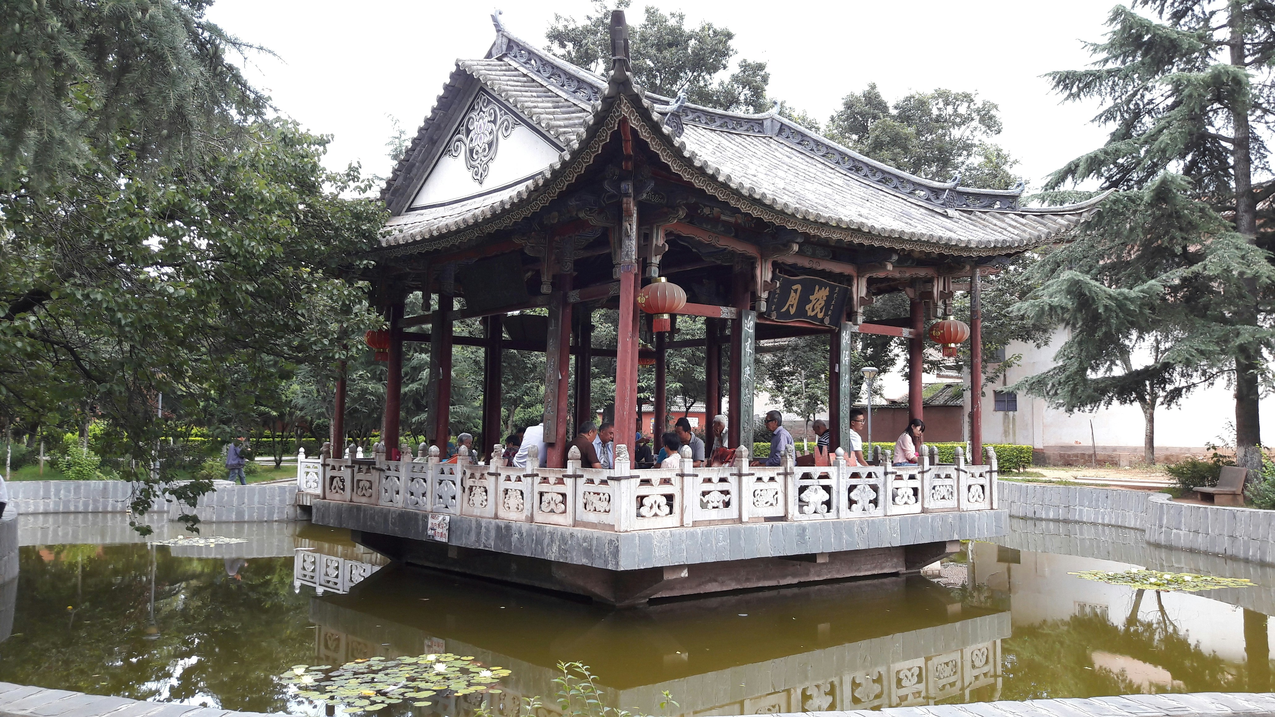 Photo by phile_lafilleenjaune