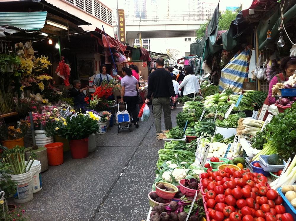 Rote Tomaten auf dem Markt