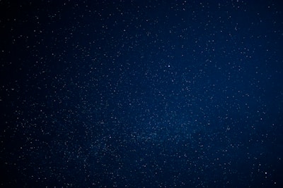 blue sky with stars during night time