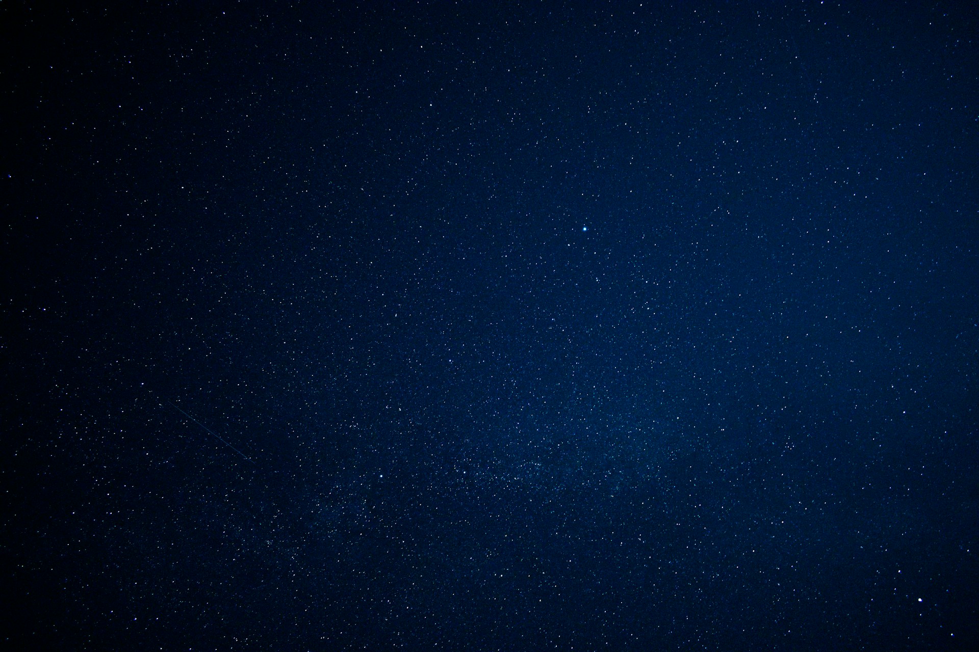 blue sky with stars during night time
