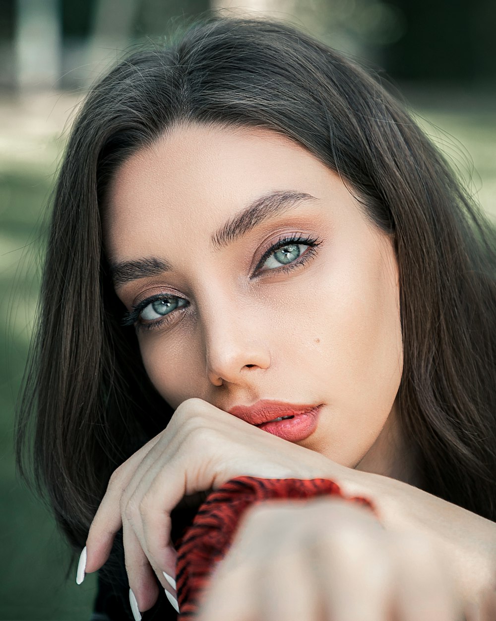 woman with red lipstick and red lipstick