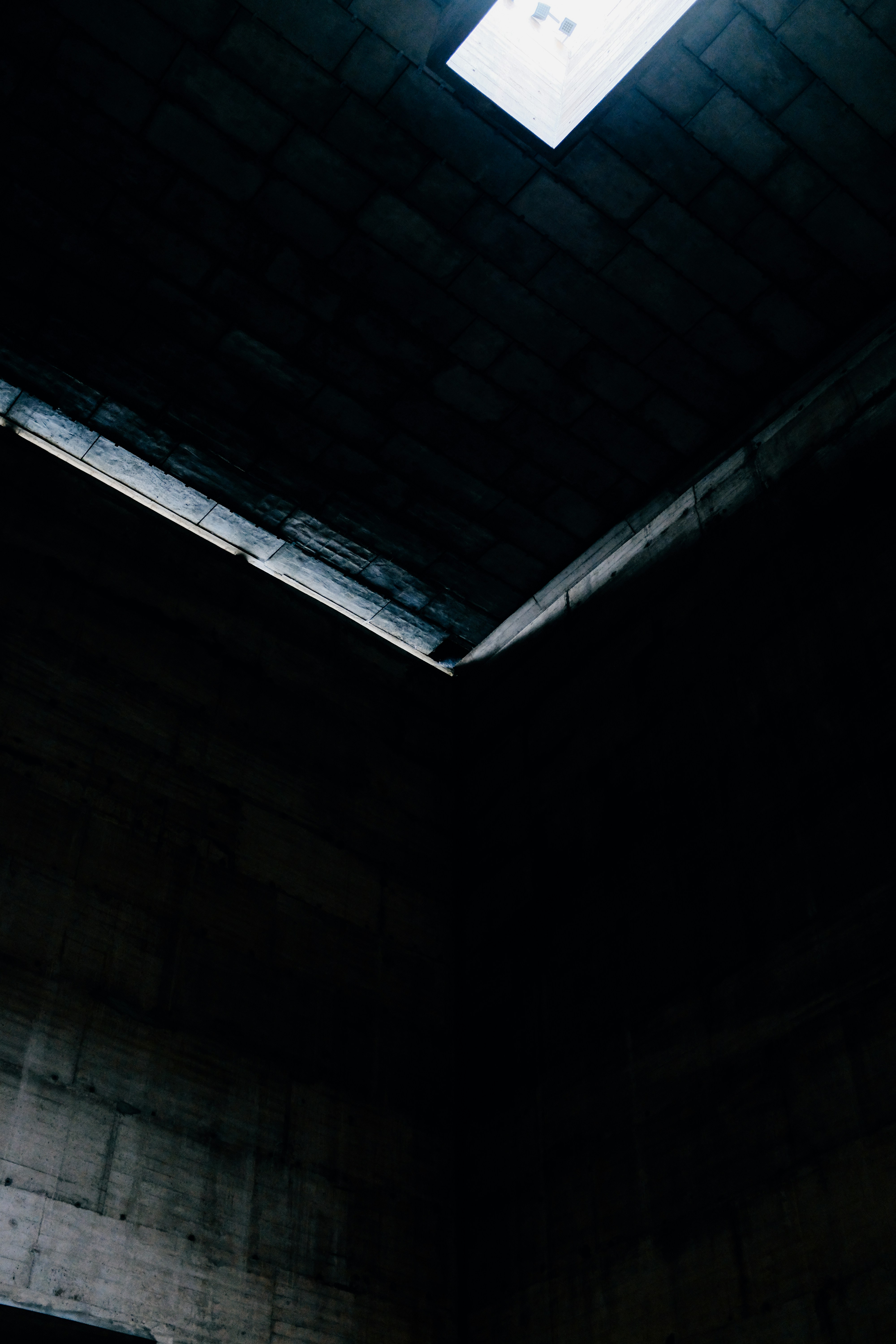 Photo by adrienolichon