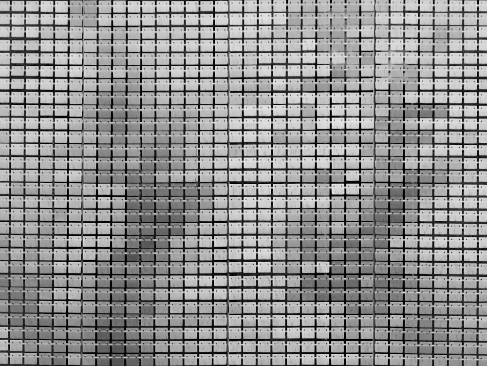 Textile à carreaux noir et blanc