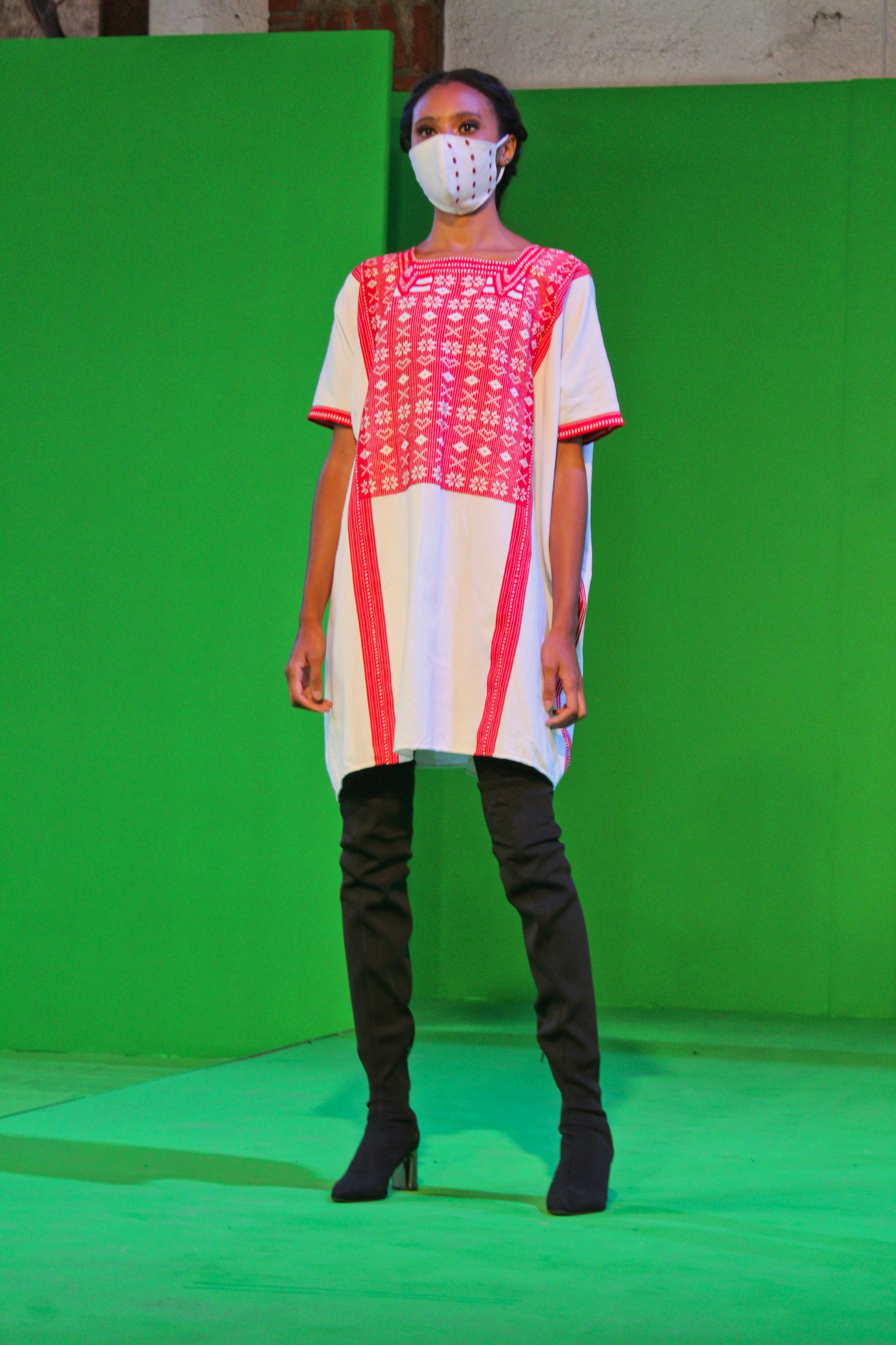 K'uxul Pok' Runway / Prêt à México