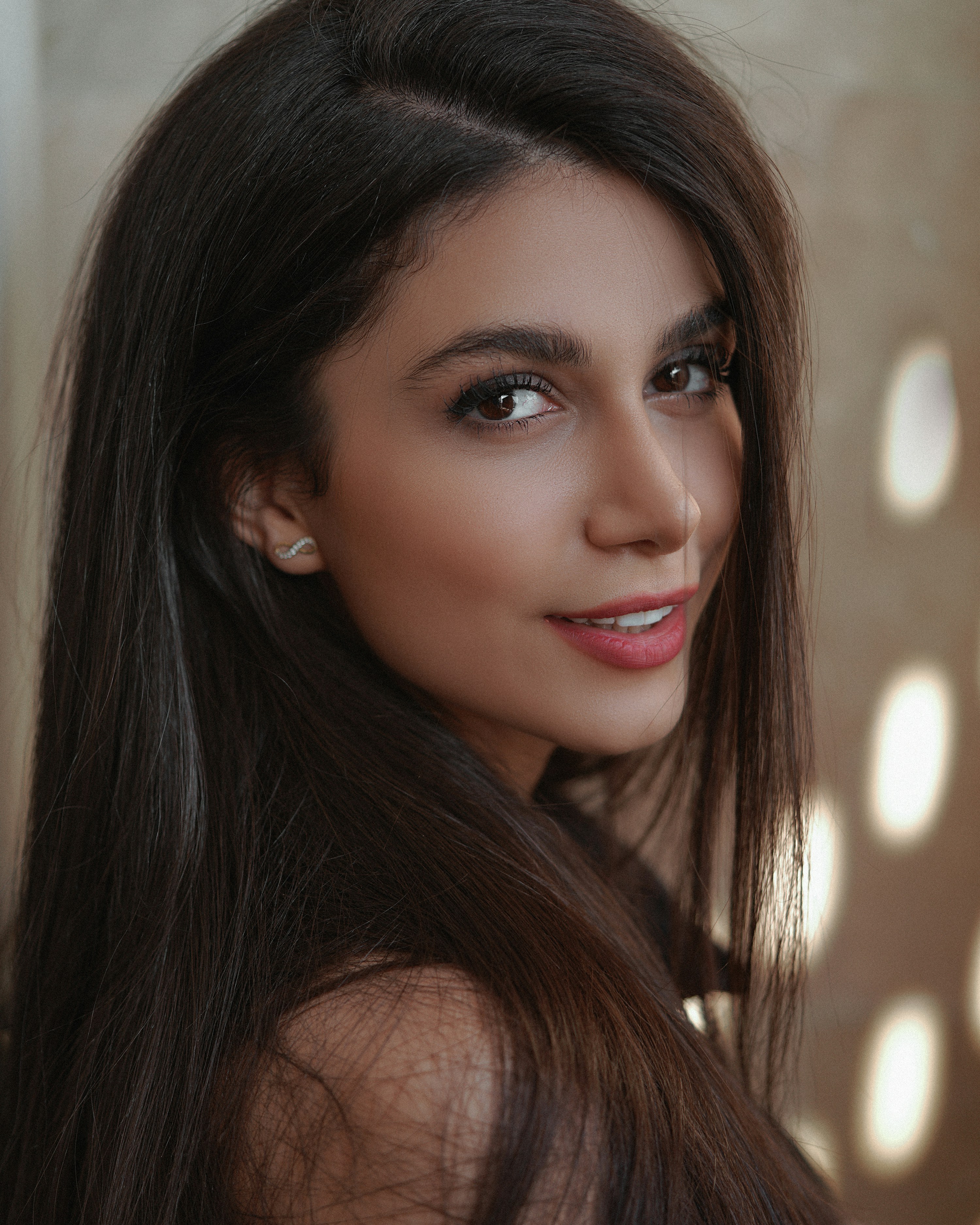 Photo by behrouzsasani