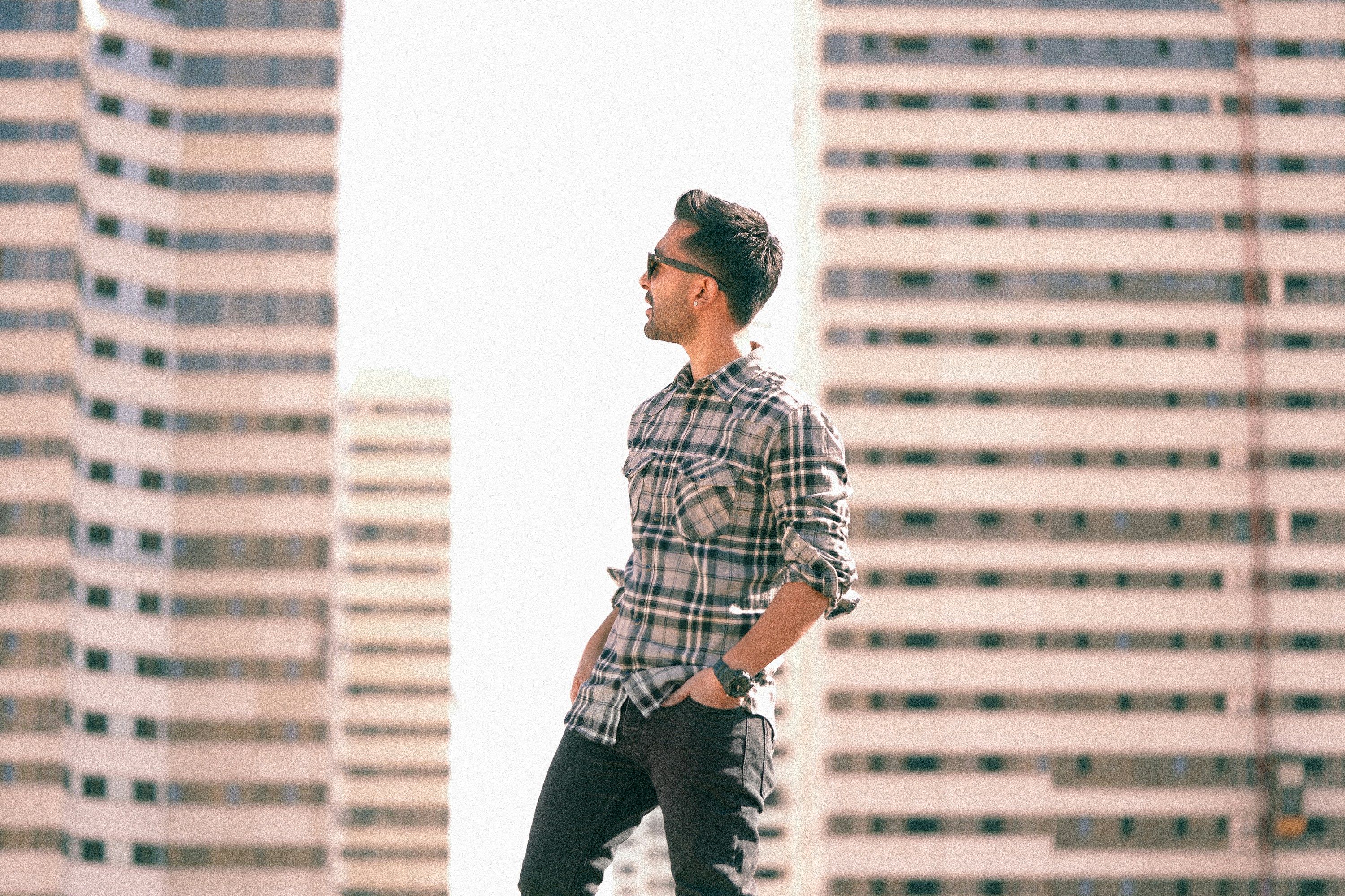 Photo by behrouzsasani