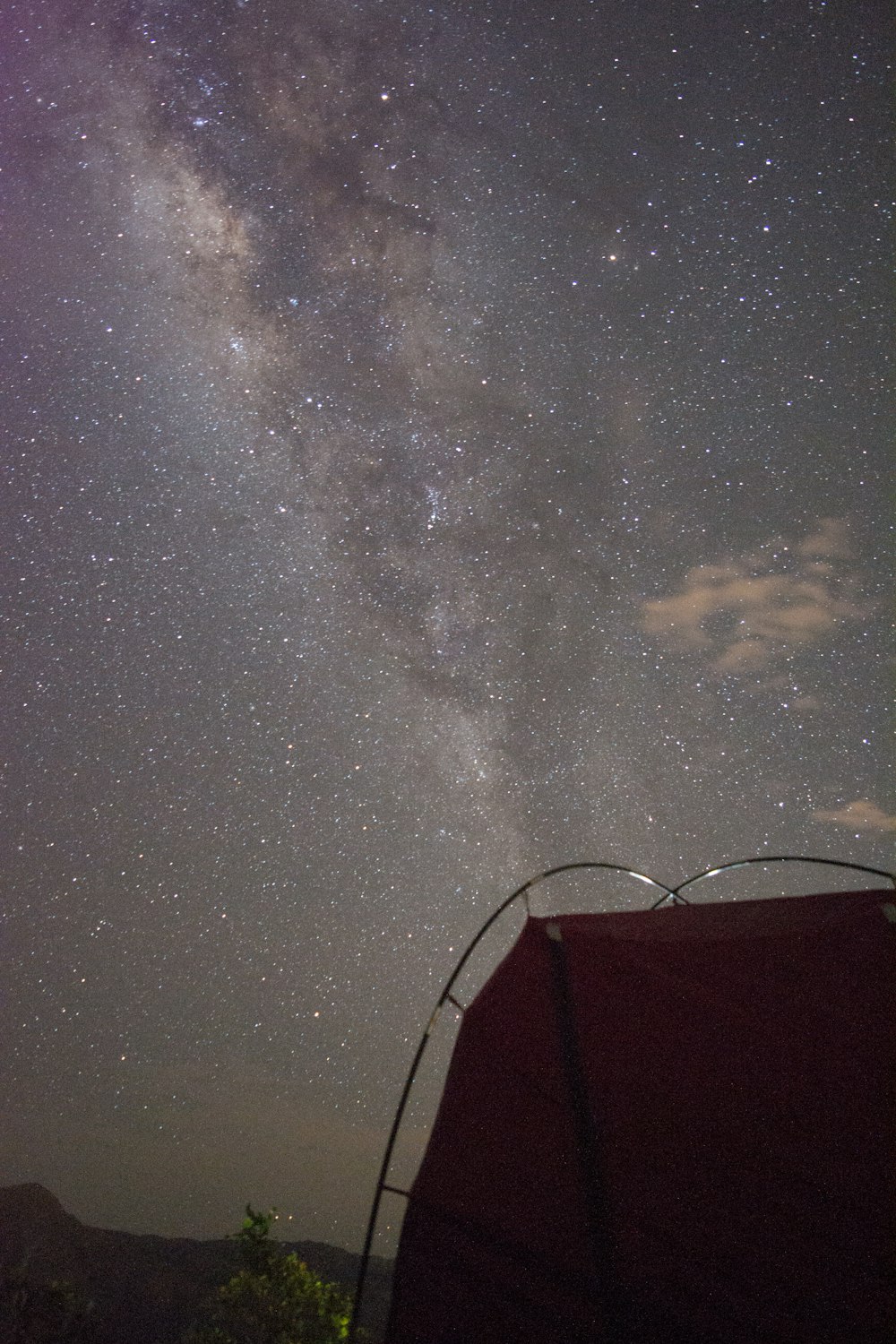 tente sous le ciel étoilé