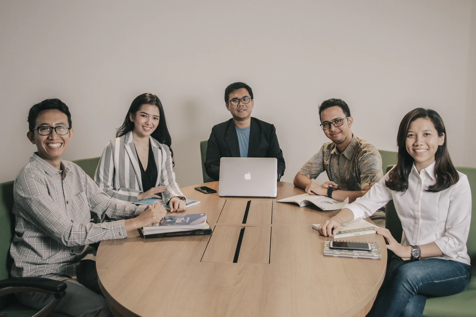 A young team meeting around a table