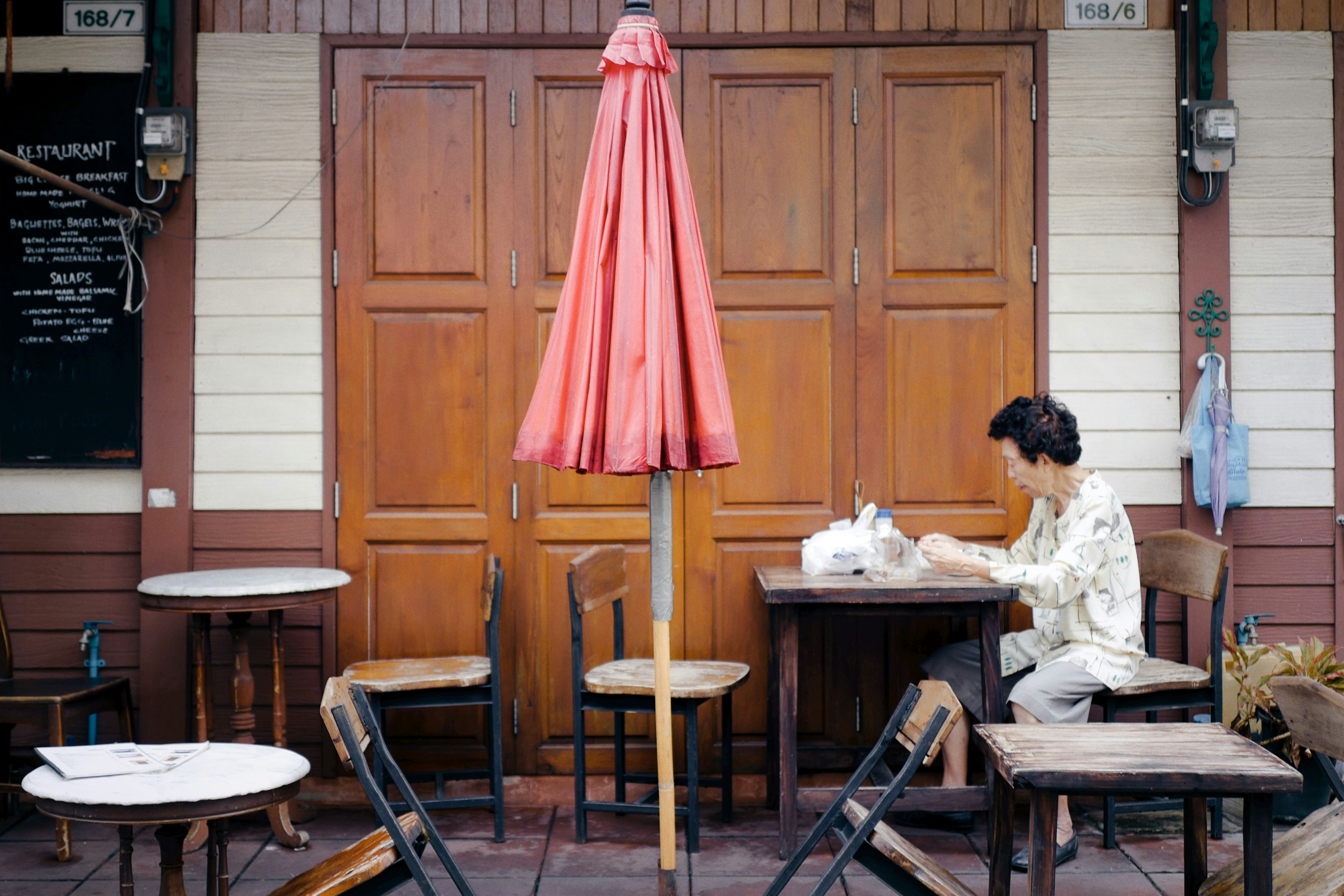 photo-1601550054546-238f45c72e07?ixid=M3wxMjA3fDB8MXxzZWFyY2h8MjB8fHNpbmdhcG9yZSUyMHNlY29uZGFyeSUyMDIlMjBtYXRocyUyMGV4YW0lMjBwYXBlcnN8ZW58MHx8fHwxNzU2MjE3NTAyfDA\u0026ixlib=rb-4.1.0