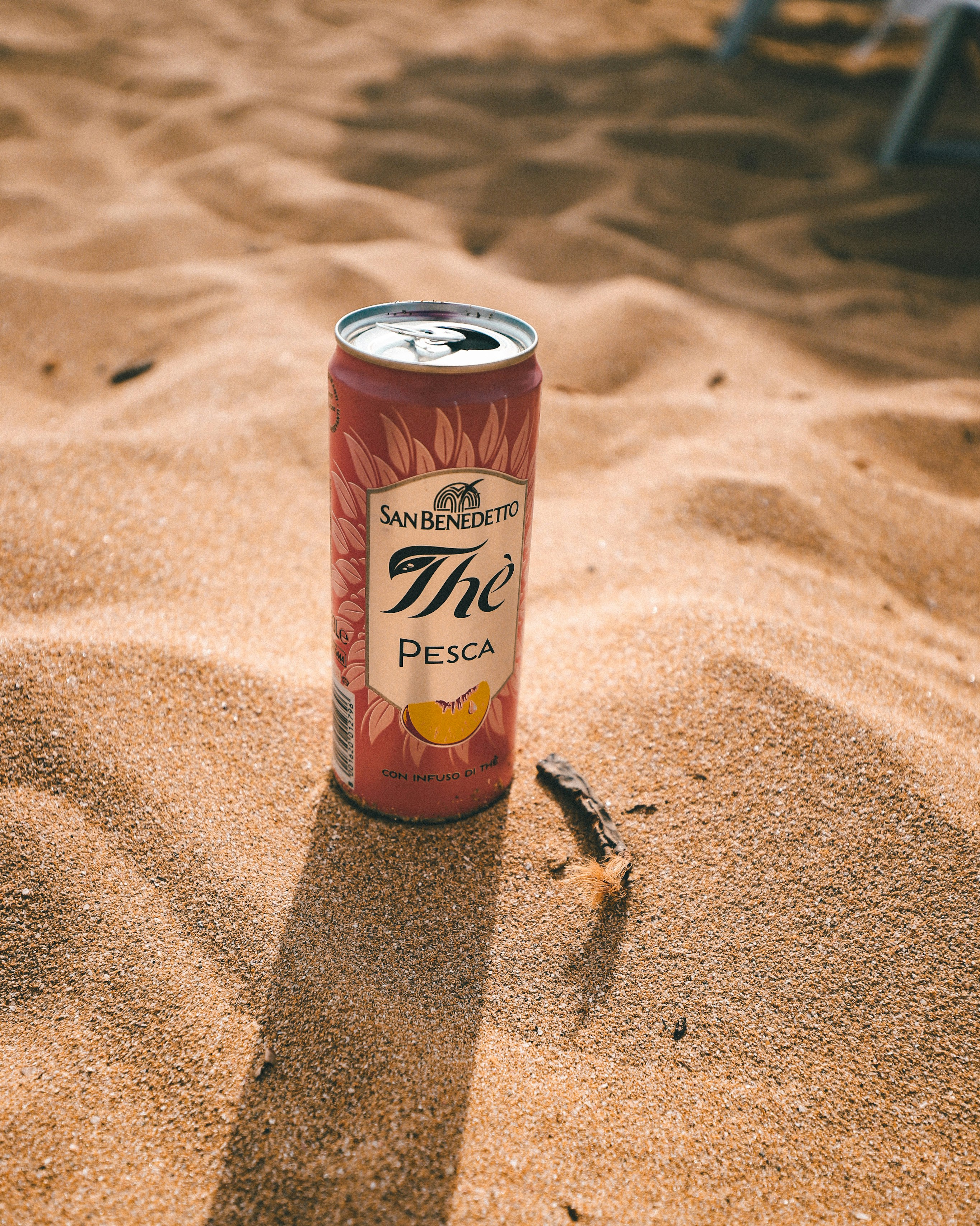photographer for cans hahahah book me for your product! nstagram / Adamescape