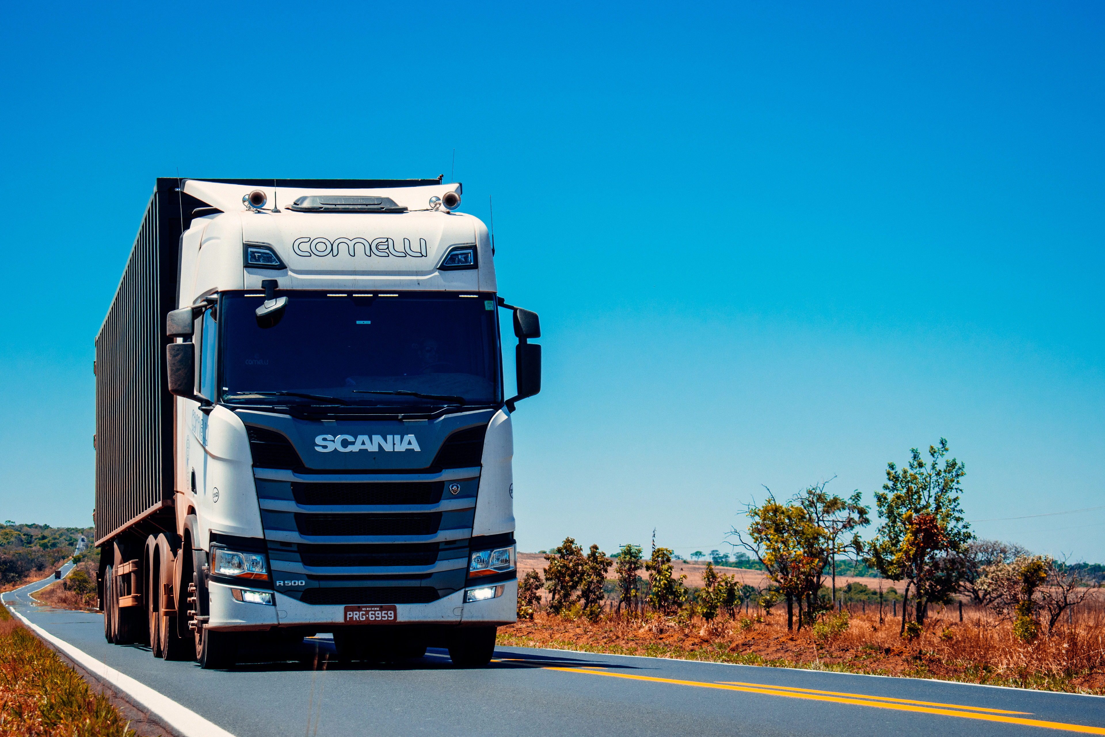 Cross-Border & Domestic Trucking