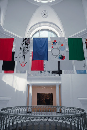 High-resolution photo gallery showing project highlights in vibrant colors.